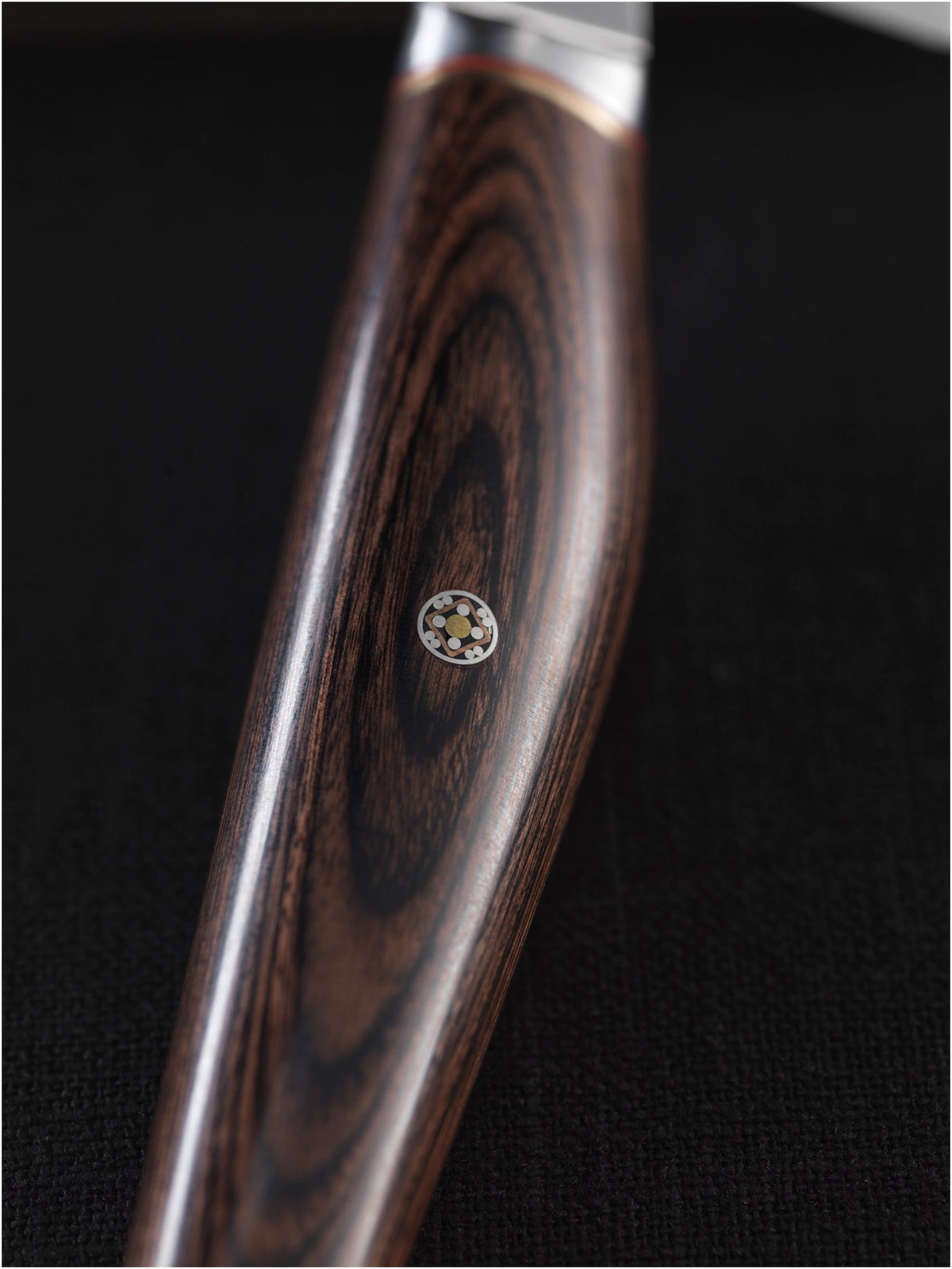 6000 MCT Bunka 17cm in Braun präsentiert im Onlineshop von KAQTU Design AG. Küchenmesser ist von Miyabi