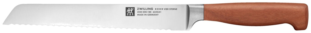 Zwilling Vier Sterne Brotmesser mit braunem Kotibé-Holzgriff und schmaler Stahlklinge, Gesamtlänge 20 Zentimeter, freigestellt fotografiert.
