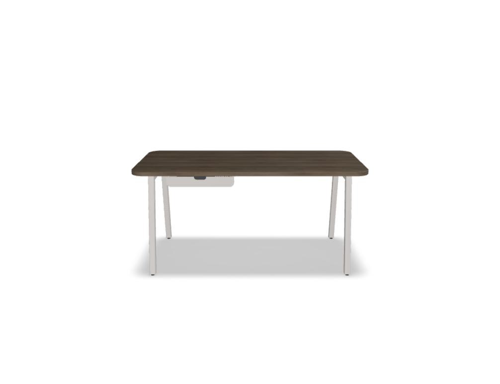 Schreibtisch Ogi M von Mdd mit Tischplatte in Honigeiche und schwarzem Metallgestell im 40x40 mm Profil, schräge Beine.