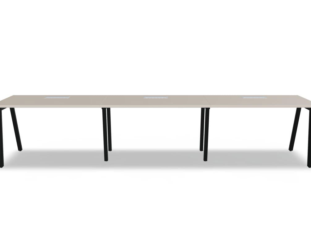 Ogi M BOM12E3 – moderner Schreibtisch in hellem Holzdekor, cleanes Design, großzügige Arbeitsfläche, ideal für Büro- oder Homeoffice-Einsatz