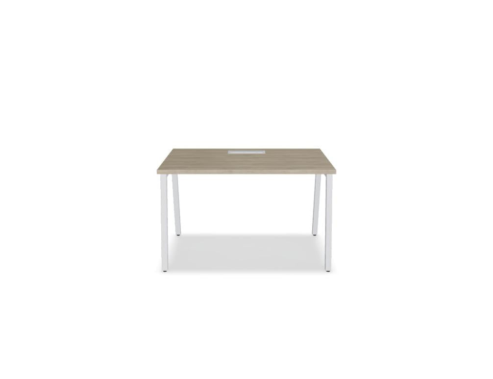 Mdd Ogi M BOM02 Schreibtisch mit klarer Linienführung, rechteckiger Arbeitsfläche und stabilem Gestell fürs moderne Büro