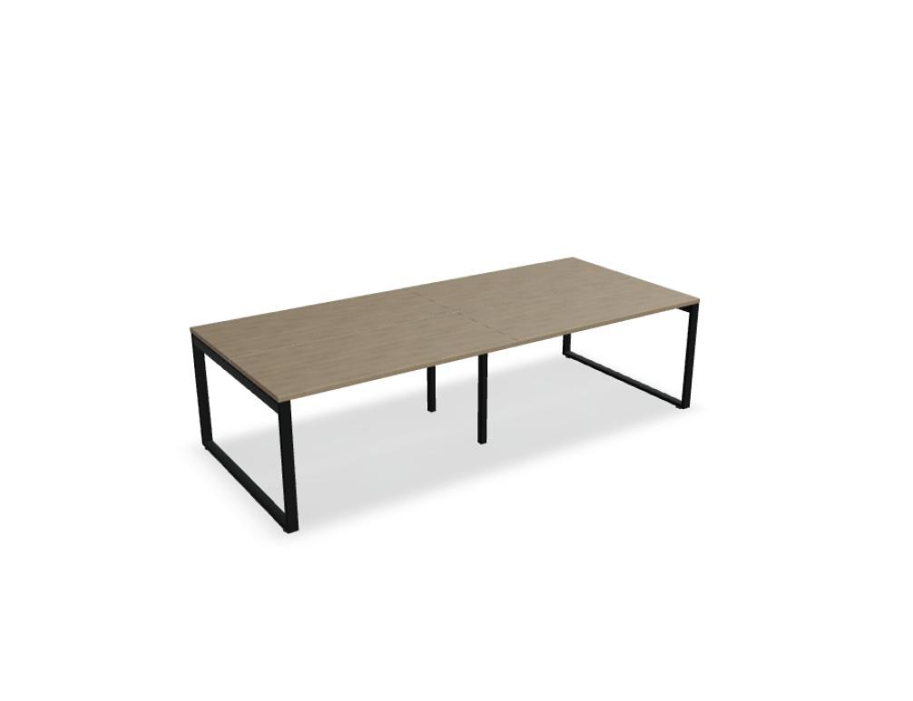 Doppelschreibtisch Ogi Q Bench mit Tischplatte in Honigeiche und schwarzem, pulverbeschichtetem Metallgestell, Ansicht von vorne.