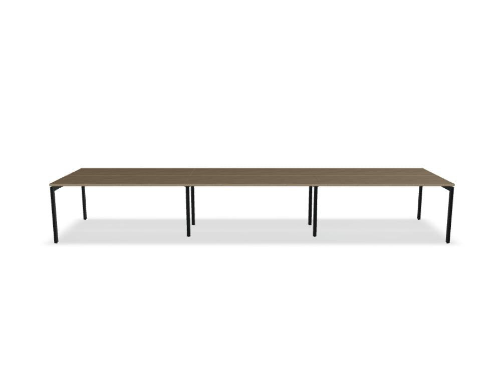 Doppelschreibtisch Ogi U Bench von Mdd mit Melaminplatte in Honigeiche und schwarzem Metallgestell, für zwei Arbeitsplätze.
