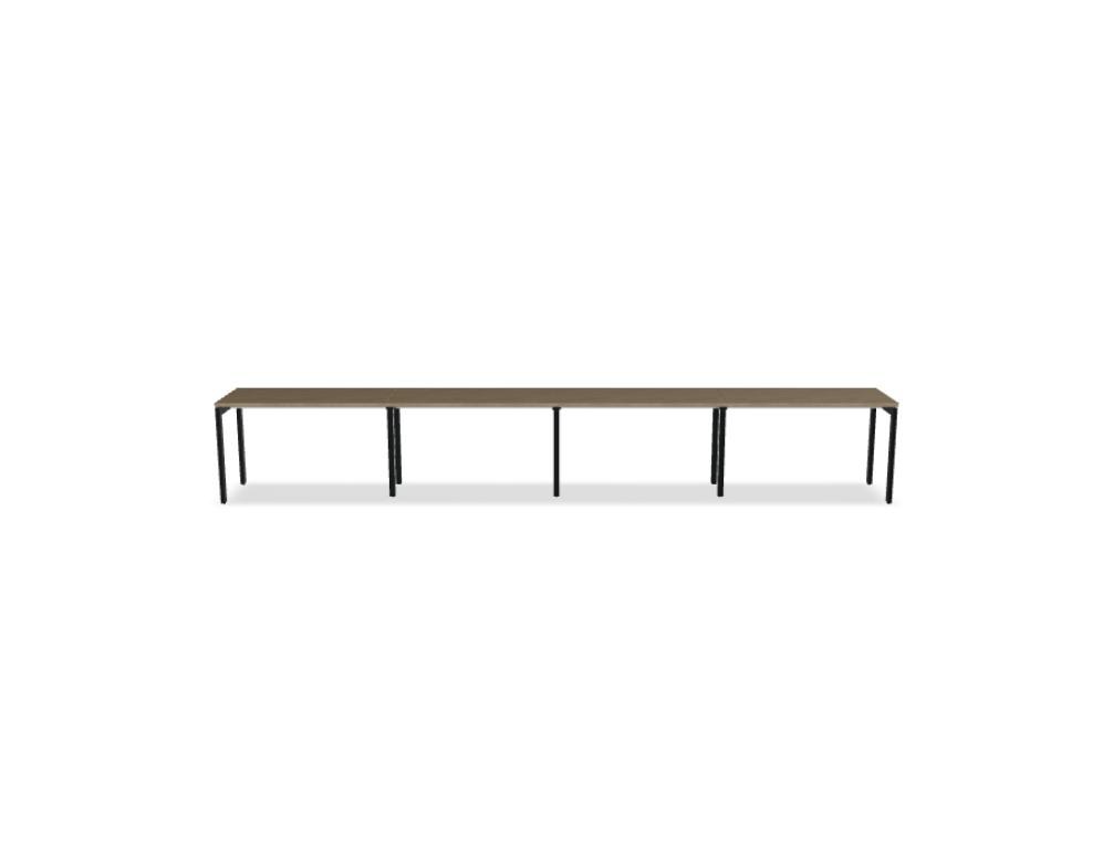 Schreibtisch Ogi U von Mdd mit Tischplatte in Honigeiche und pulverbeschichtetem, schwarzem Metallgestell im minimalistischen Design.