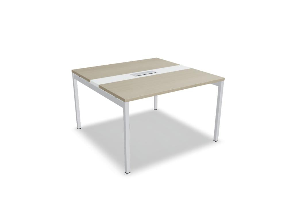 Moderner Esstisch Ogi Y SY42 von MDD, graphisch gezeichneter Holzton, großzügige Tischplatte, klare Linien, zeitloses Design; setzt helles Ambiente in Esszimmer frei.