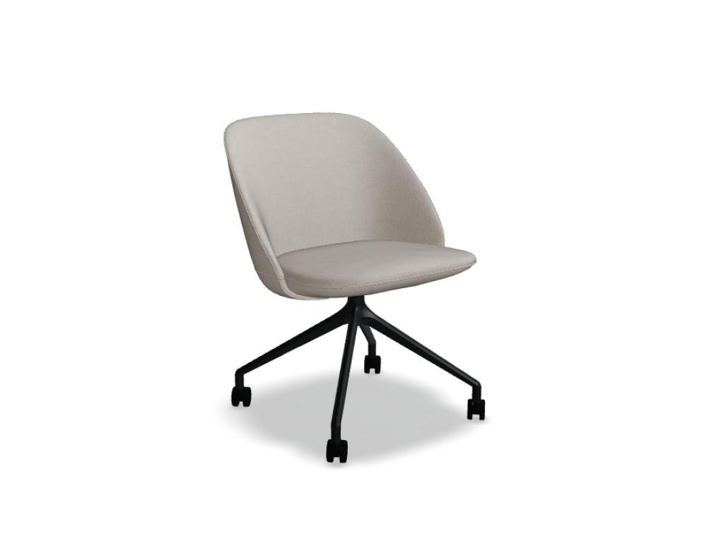 Ziegelroter Konferenzsessel Paralel mit gepolsterter Sitzfläche, geformter Rückenlehne und Aluminium-Drehgestell auf vier Sternfüssen.