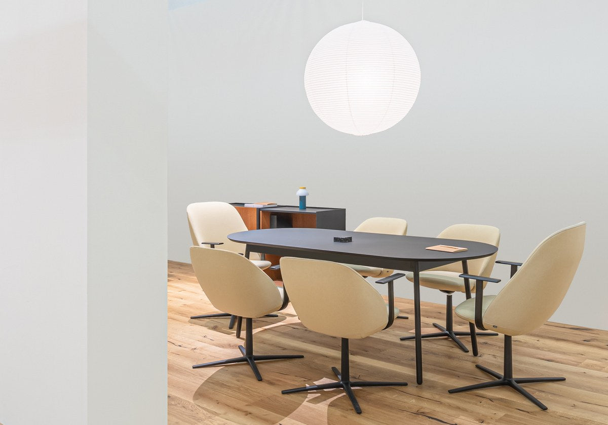 Loungesessel Paralel mit gepolsterter Sitzschale in Dunkelbeige, 4-Sternfuss-Drehgestell aus Aluminium, organische Form von Mdd