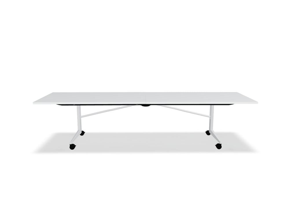 Plex PXP05 Klapptisch – stabiler Konferenztisch aus der MDD-Kollektion, trocken abwischbar, kompakt zusammenklappbar, ideal für Meetings und flexibel nutzbare Räumen.