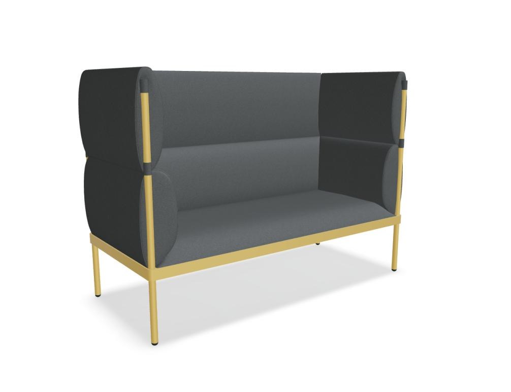 Dunkelgraues Hochlehner-Sofa Stilt von Mdd mit gepolsterter hoher Rückenlehne, Armlehnen und Stahlfussgestell im Innenraum.