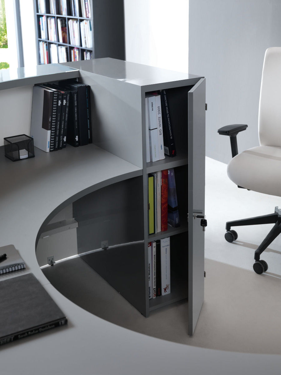 Elegante modulare Empfangstheke Valde LAV83L von Mdd, perfekt für moderne Arbeitsumgebungen, vereint Funktionalität und ansprechendes Design.