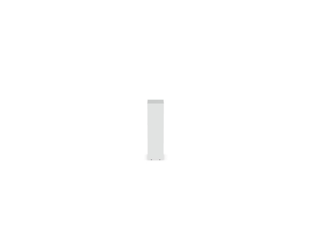 Empfangstheke Valde in Weiss Pastell mit Glas-Oberplatte, Aluminium-Dekorstreifen, HPL-Hochglanzfront und durchgehender LED-Beleuchtung an der Thekenlänge