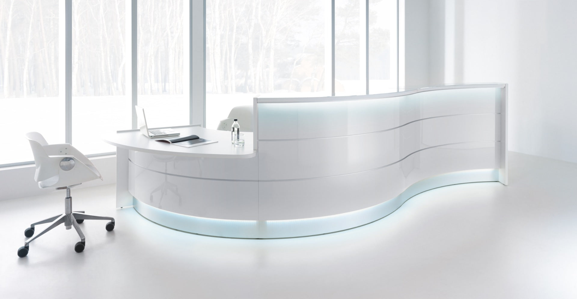 Modulare Empfangstheke Valde LAV1301L in stilvollem Lavagrau, ideal für moderne Büros und Empfangsbereiche, vereint Funktionalität und Design.