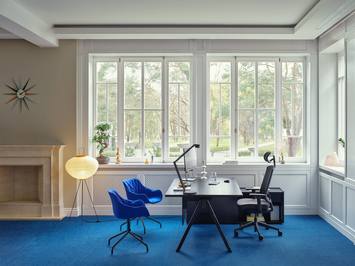 Eleganter Viga V04LM Chefschreibtisch von Mdd, perfekt für anspruchsvolle Arbeitsumgebungen, vereint Funktionalität und modernes Design.