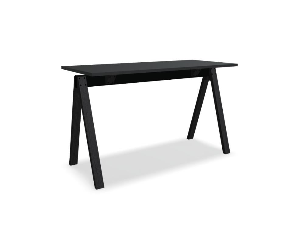 Hochtisch Viga von Mdd in Dunkler Walnuss mit schwarzem Aluminiumgestell und Eichenfuss, Masse 160x80x110 cm, Gesamtansicht des Tisches.
