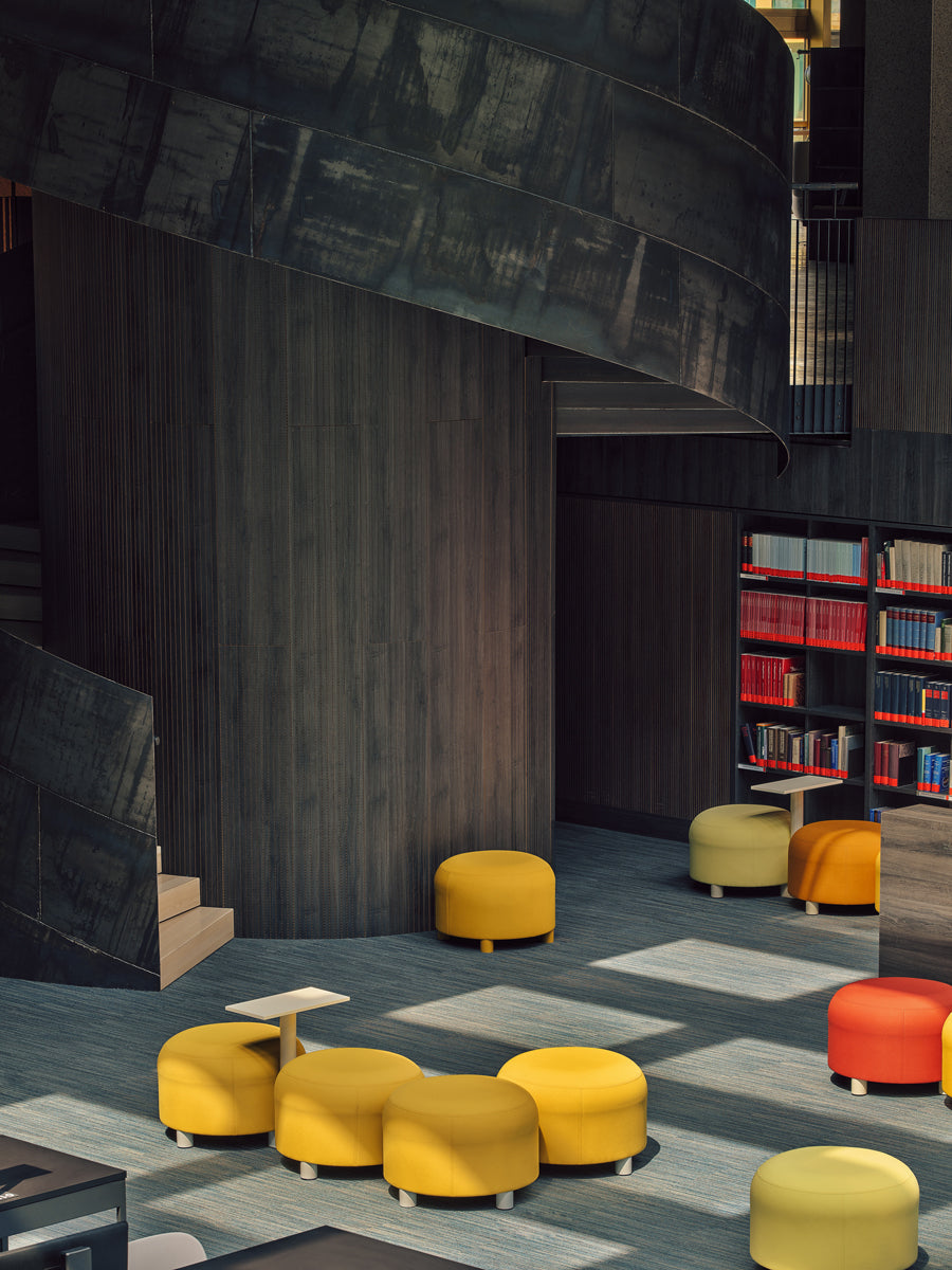 Modulares Pouf-System Dots DTSU11 von MDD in modernem Grau, perfekt für flexible Sitzmöglichkeiten und ansprechende Inneneinrichtungen.