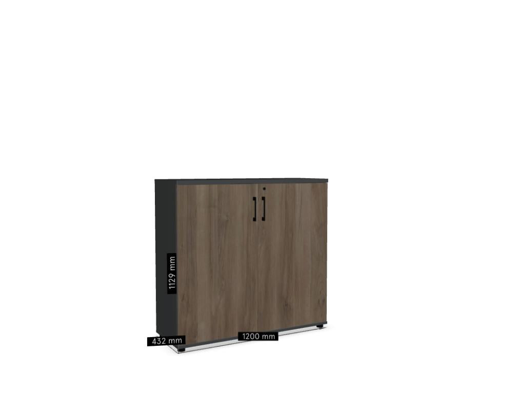 Schrank Standard A3106K aus der Büroschrank-Kollektion von MDD, robustes Stauraum-Objekt mit schlichter Front, beige/helles Holzdekor, silberfarbene Griffe und sichere Türmechanik, ideal für Büro-Organisation und Aktenaufbewahrung.