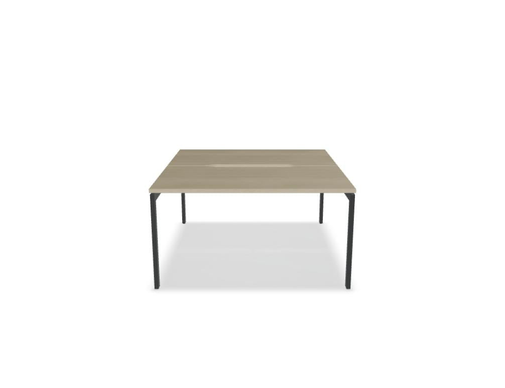 Doppelschreibtisch Ogi U Bench von Mdd mit Melaminplatte in Honigeiche und schwarzem Metallgestell, für zwei Arbeitsplätze.