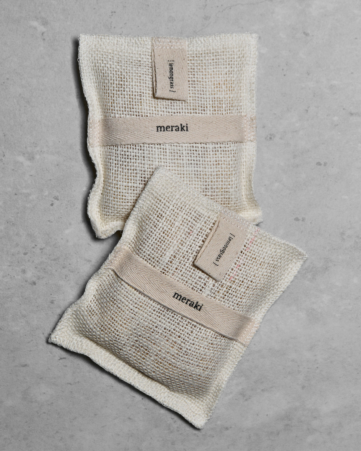 Bath mitt Lemongrass: Peeling-Handschuh mit integrierter Seife als Körperpflegeprodukt