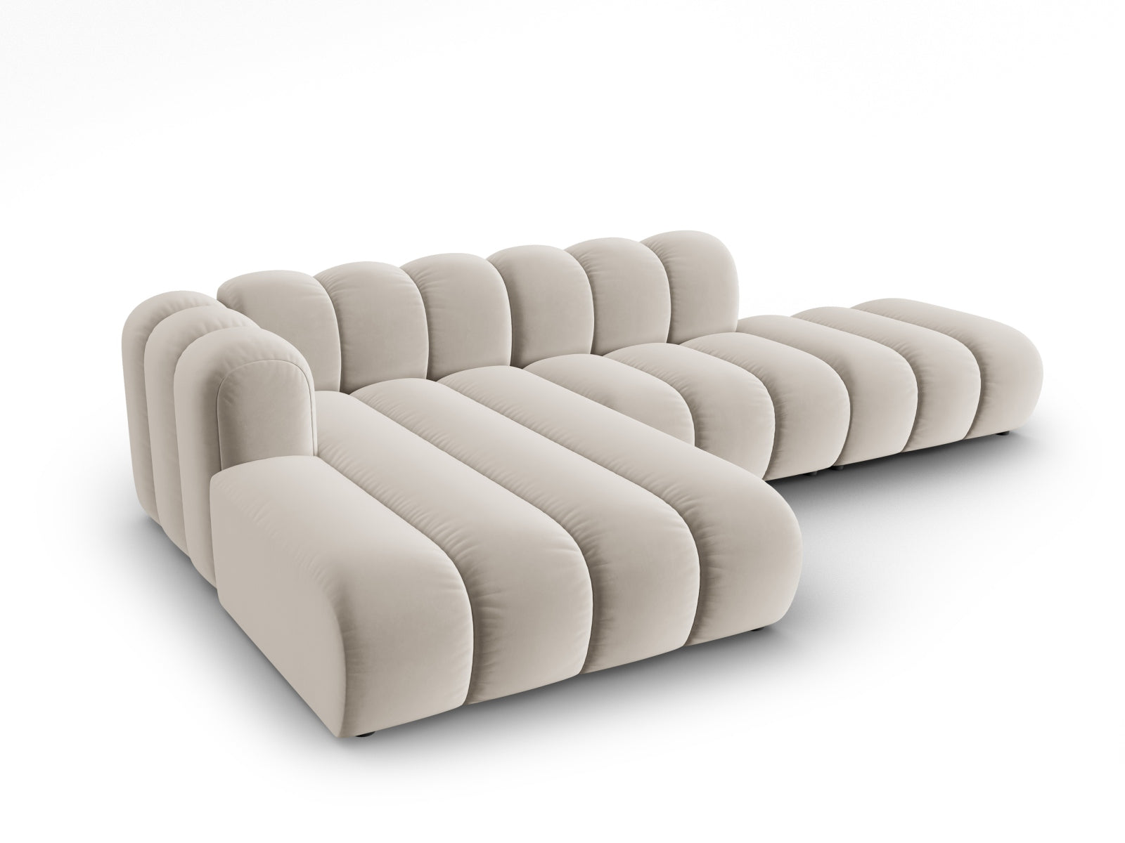 Beiges Velour Ecksofa von Micadoni, modulares 5-Sitzer L-Sofa, offen links, ideal für stilvolle Wohnräume und gemütliche Abende.