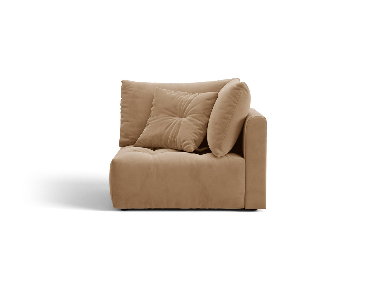 Eckmodul des Bloom Sofas von Micadoni in leichtem Beige, Bezug aus Casino Velours-Stoff, schwarze Kunststoffbeine, gepolsterte Rückenlehne.