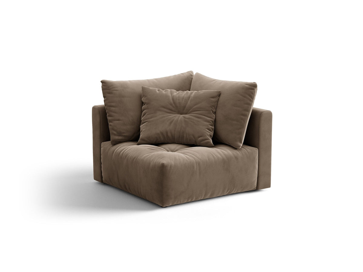 Eckmodul des Bloom Sofas von Micadoni in leichtem Beige, Bezug aus Casino Velours-Stoff, schwarze Kunststoffbeine, gepolsterte Rückenlehne.