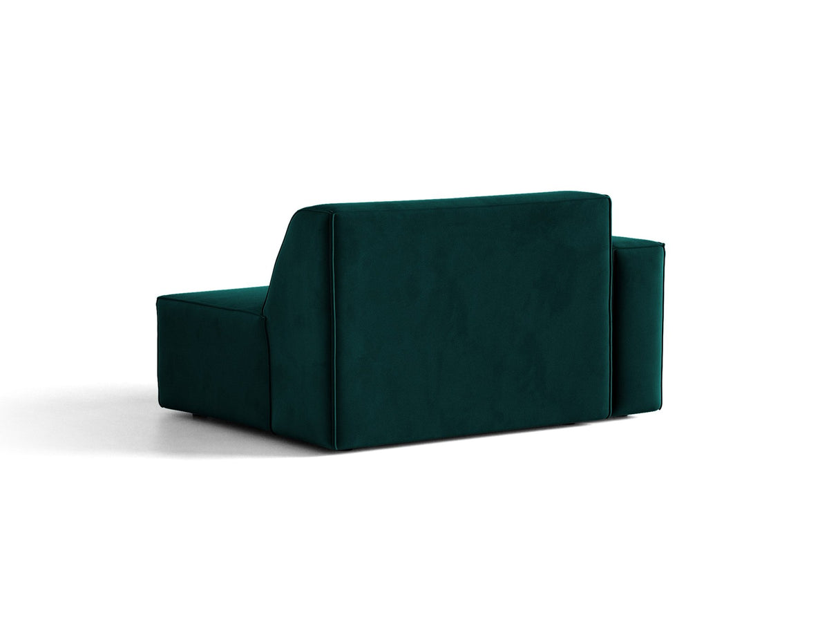 Modulares Sofa-Element Jodie von Micadoni in Leichtes Beige mit Venus Samtstoff, schwarzen Kunststoffbeinen und niedriger Rückenlehne.