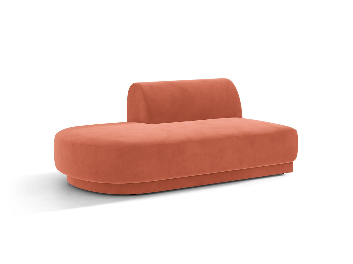 Offener Zweisitzer Miley von Micadoni in Dunkelbeige mit Bluvel-Stoffbezug, schwarzen Kunststoffbeinen und modularer Sofaform.