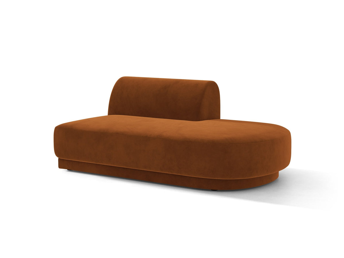 Modulares Sofaelement in Dunkelbeige mit Bluvel-Stoffbezug, schwarzen Kunststoffbeinen und niedriger Rückenlehne, rechts ausgerichtet.