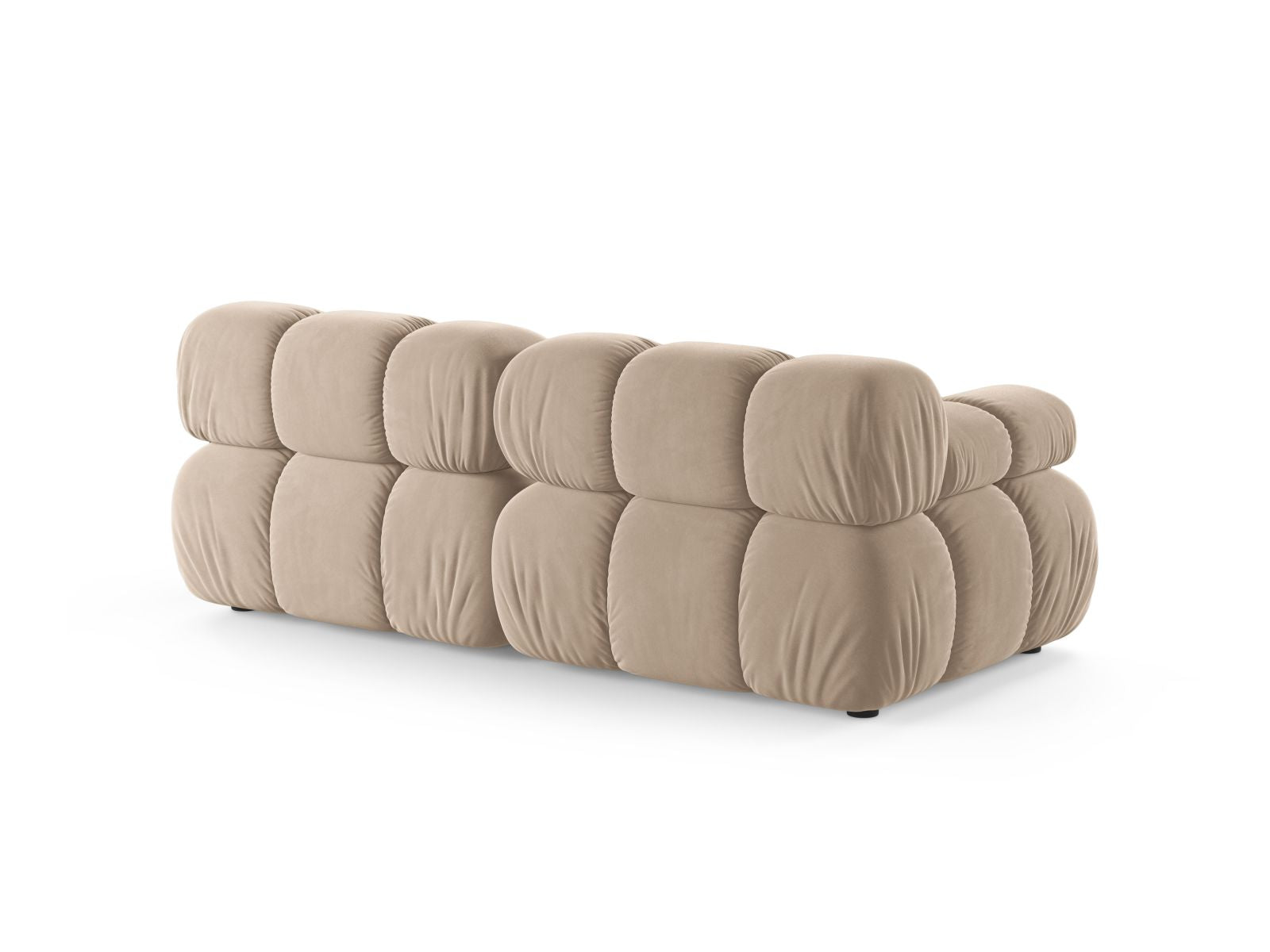 Elegantes 2-Sitzer Sofa Bellis von Micadoni in sanftem Beige, ideal für stilvolle Wohnräume und entspannte Stunden mit Freunden.