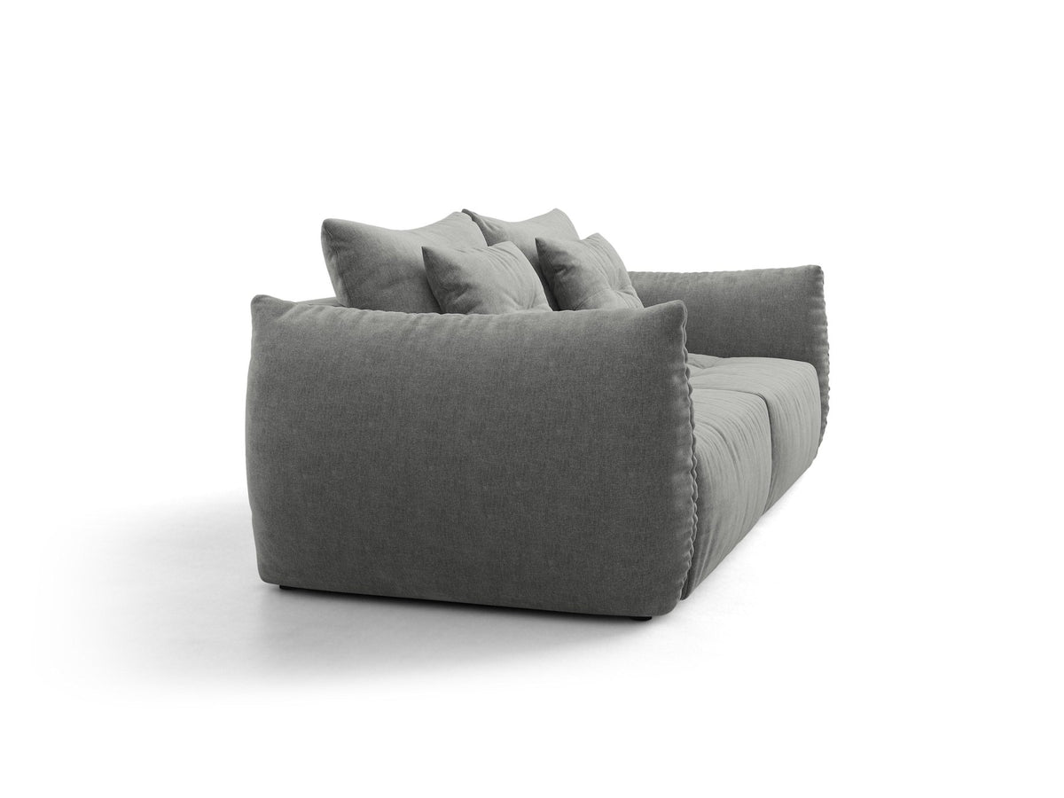 Beiges 3er Sofa Bloom von Micadoni aus samtigem Casino-Stoff mit schwarzen Kunststoffbeinen, ausklappbarer Bettfunktion und Stauraumfach.
