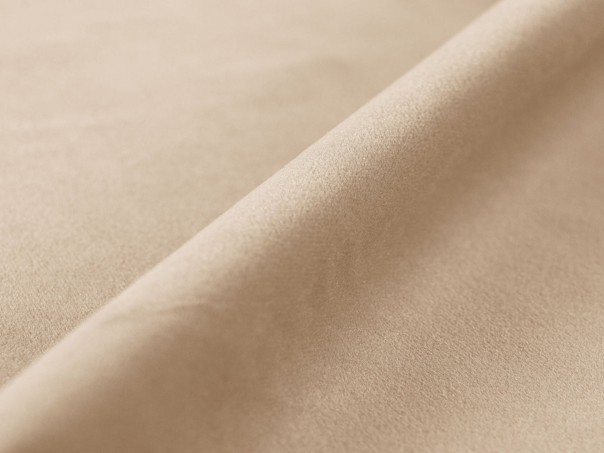 3-Sitzer Sofa Victor mit Schlaffunktion und Stauraum in Nude-Paris präsentiert im Onlineshop von KAQTU Design AG. Bettsofa ist von Micadoni