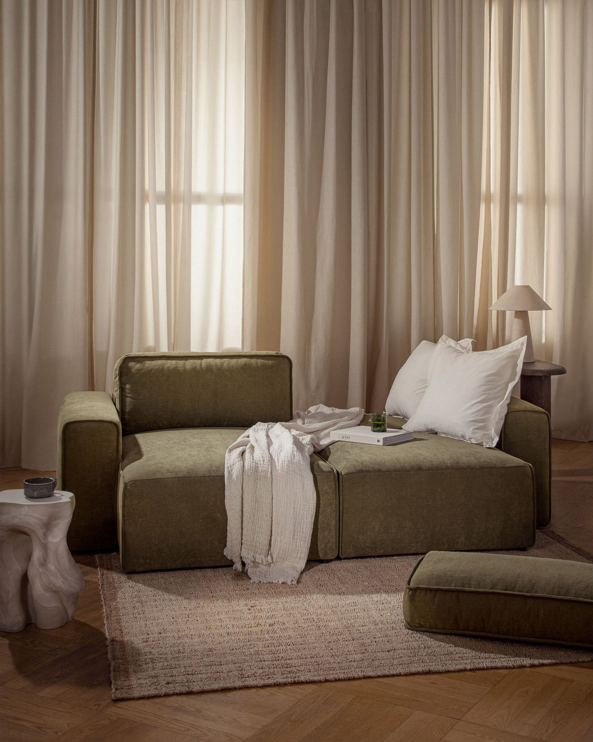3-Sitzer Sofa Victor mit Schlaffunktion und Stauraum in Grey-Paris präsentiert im Onlineshop von KAQTU Design AG. Bettsofa ist von Micadoni