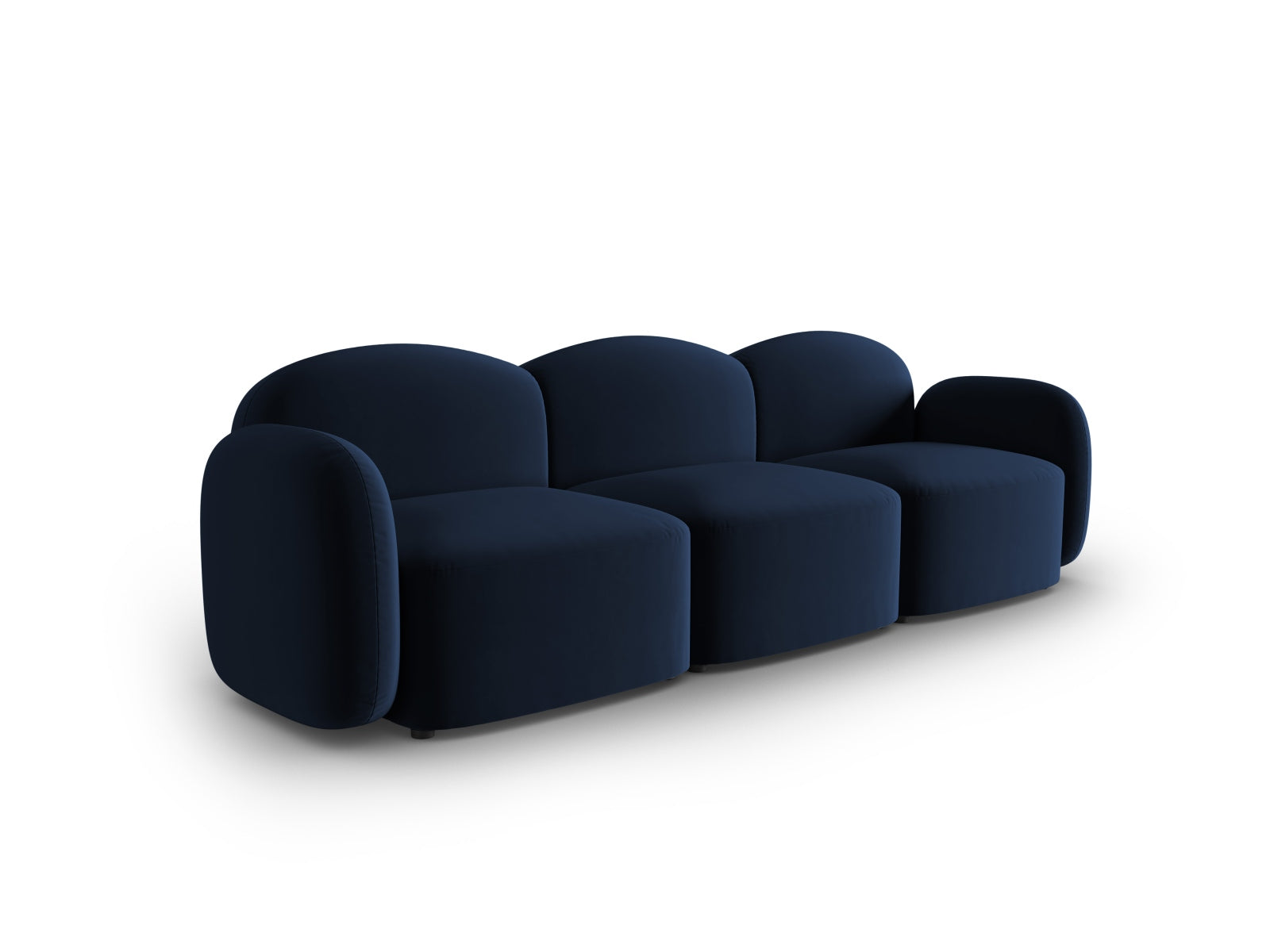 Entdecken Sie das elegante Blair Velour Sofa 3-Sitzer von Micadoni – der perfekte Mix aus Komfort und modernem Design für Ihr Zuhause.