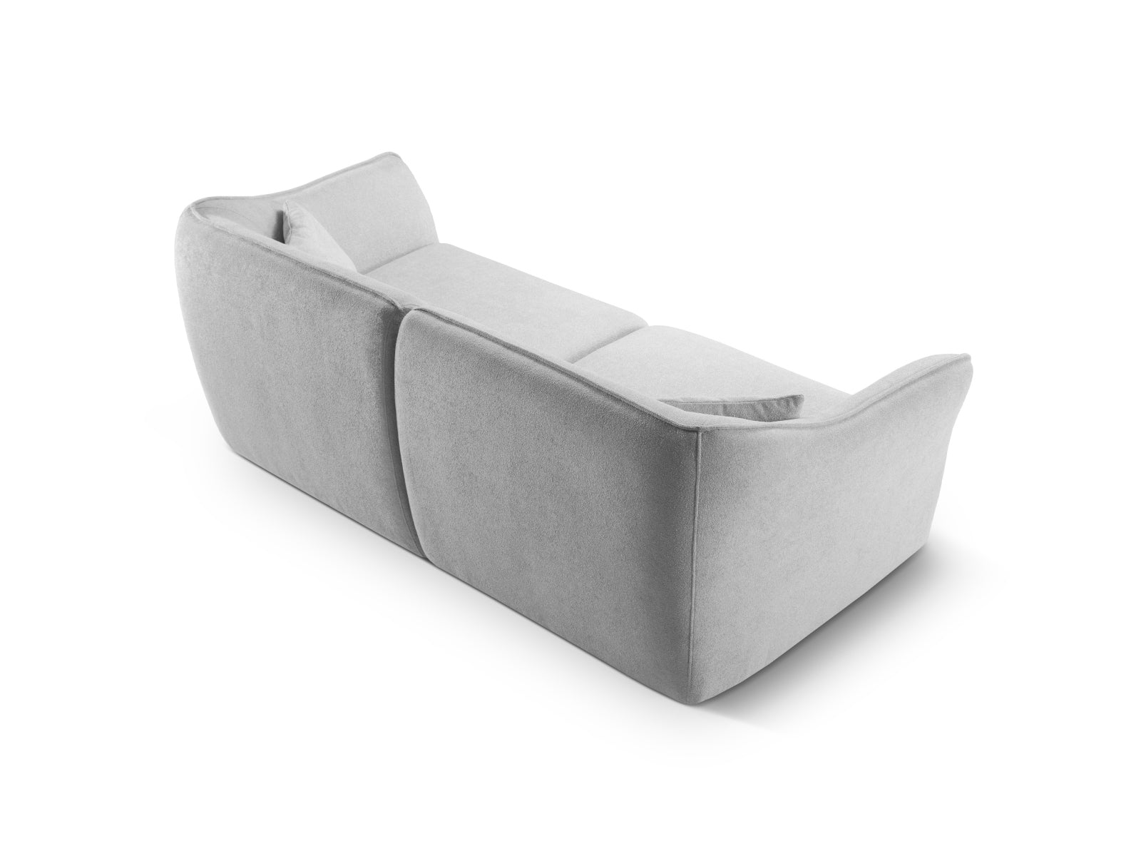 Erleben Sie das elegante Hailey Sofa 3 Sitzer von Micadoni – ideal für modernes Wohnen, vereint Komfort und Stil in Ihrem Wohnzimmer.