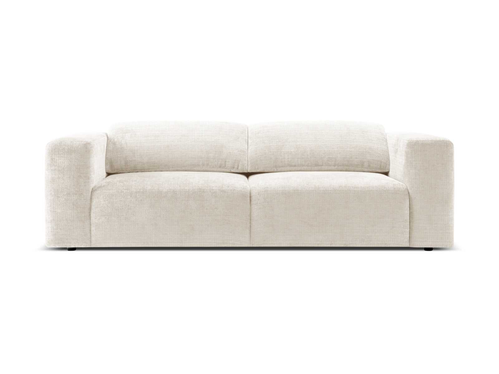 Erleben Sie das elegante Cruz Sofa 3 Sitzer von Micadoni – perfektes Möbelstück für Ihr Wohnzimmer, das modernes Design mit höchstem Komfort kombiniert.