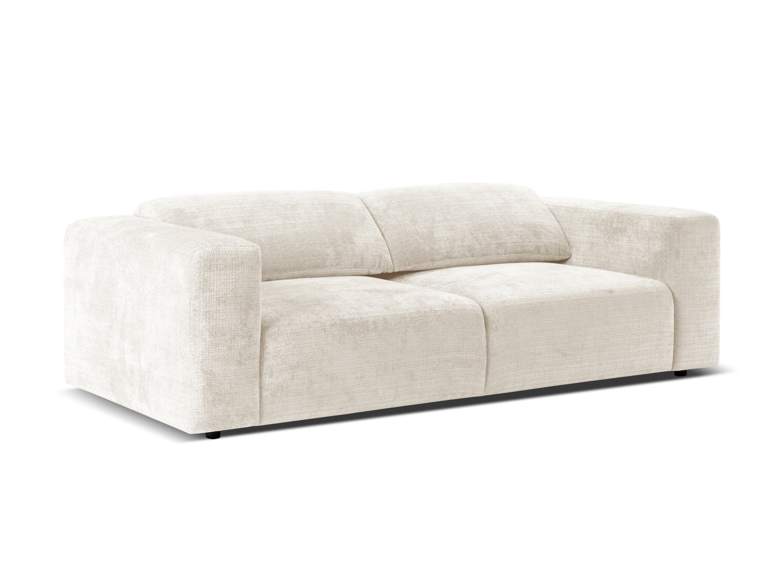 Entdecken Sie das stilvolle Cruz Sofa 3 Sitzer von Micadoni – ideal für Ihr Wohnzimmer, vereint modernes Design und erstklassigen Komfort.