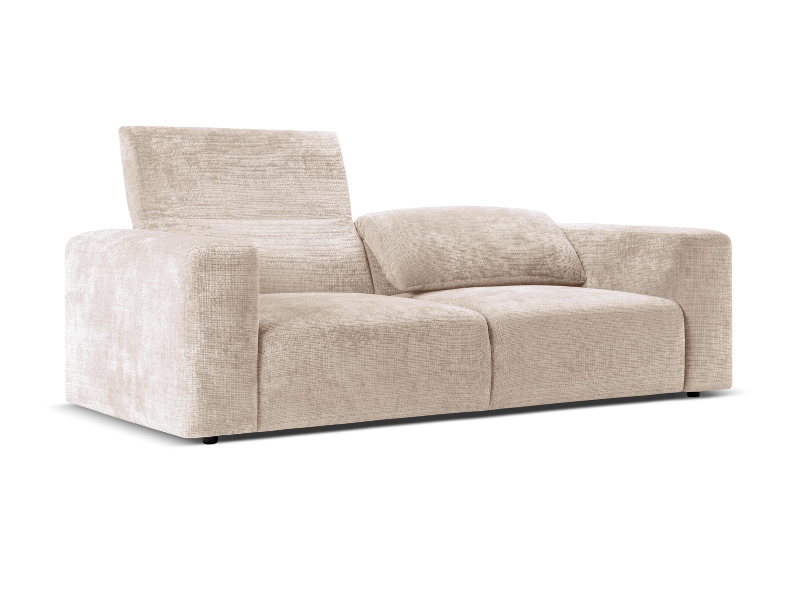 Entdecken Sie das stilvolle Cruz Sofa 3 Sitzer von Micadoni – ideal für Ihr Wohnzimmer, vereint modernes Design und erstklassigen Komfort.