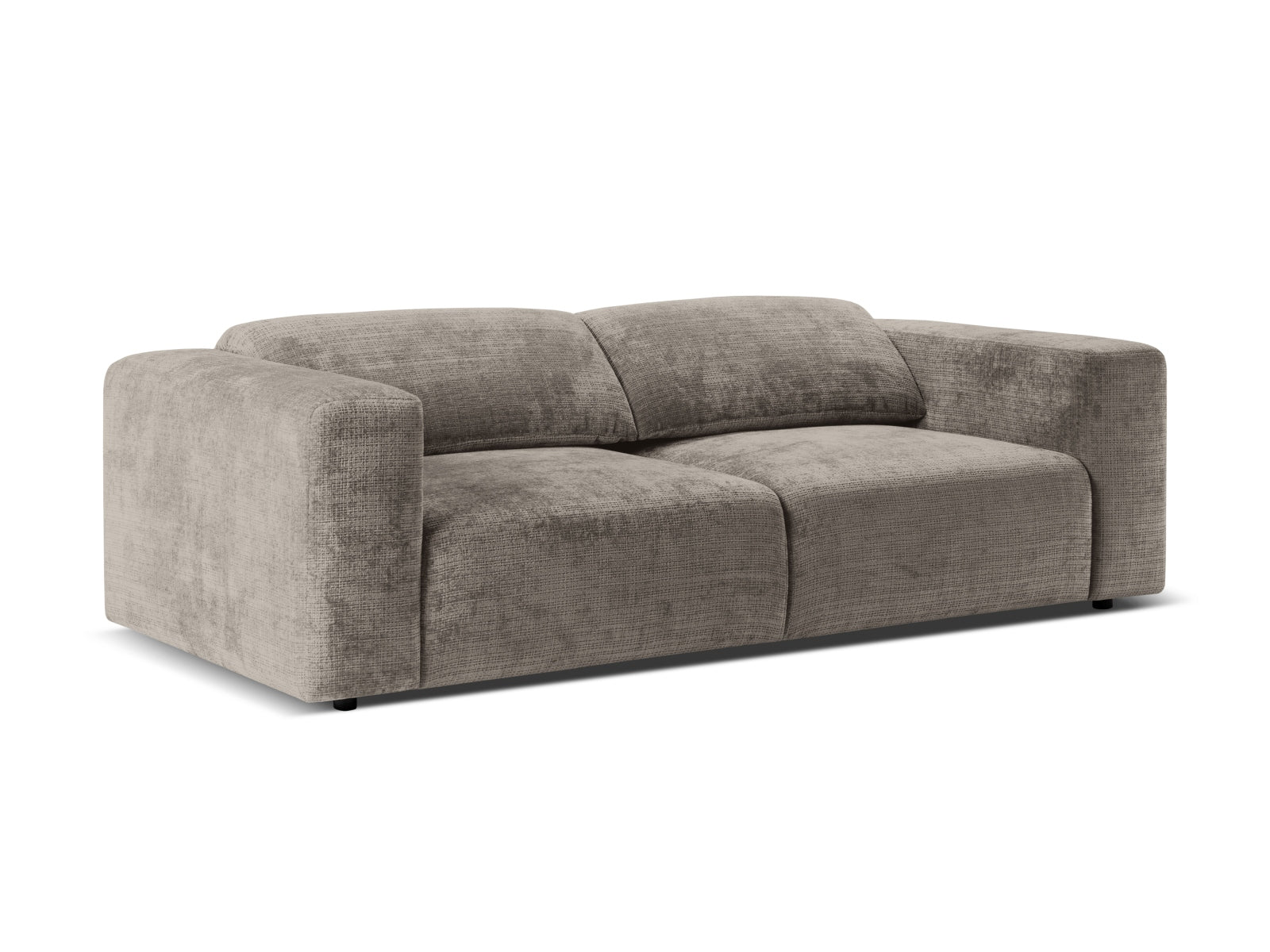 Erleben Sie das elegante Cruz Sofa 3 Sitzer von Micadoni – perfektes Möbelstück für Ihr Wohnzimmer, das modernes Design mit höchstem Komfort kombiniert.
