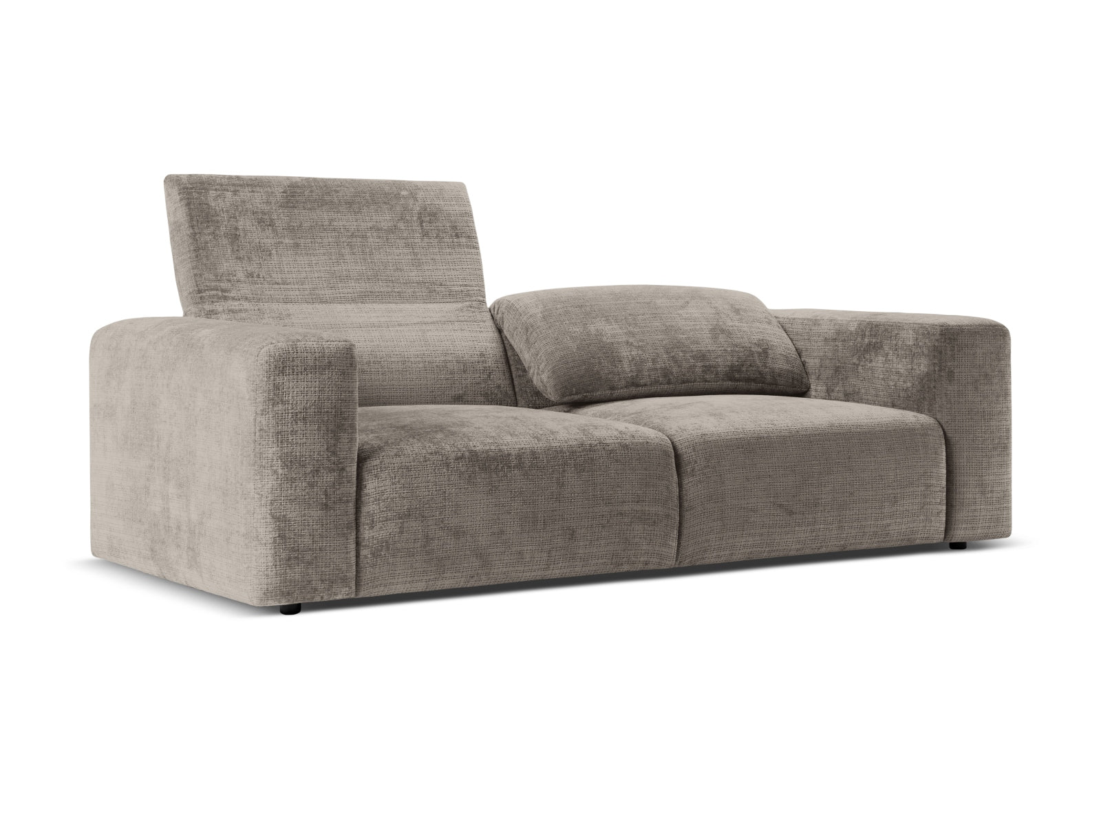Entdecken Sie das stilvolle Cruz Sofa 3 Sitzer von Micadoni – ideal für Ihr Wohnzimmer, vereint modernes Design und erstklassigen Komfort.