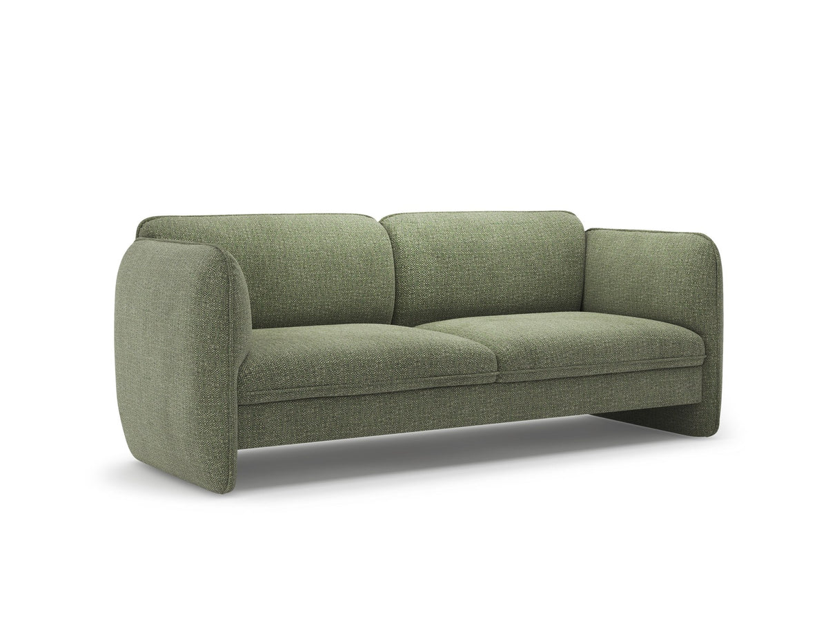 Kobaltblaues 3er Sofa Georgia von Micadoni mit Samtvelours-Bezug, schwarzen Kunststoffbeinen und gepolsterten Armlehnen als Sitzfläche.
