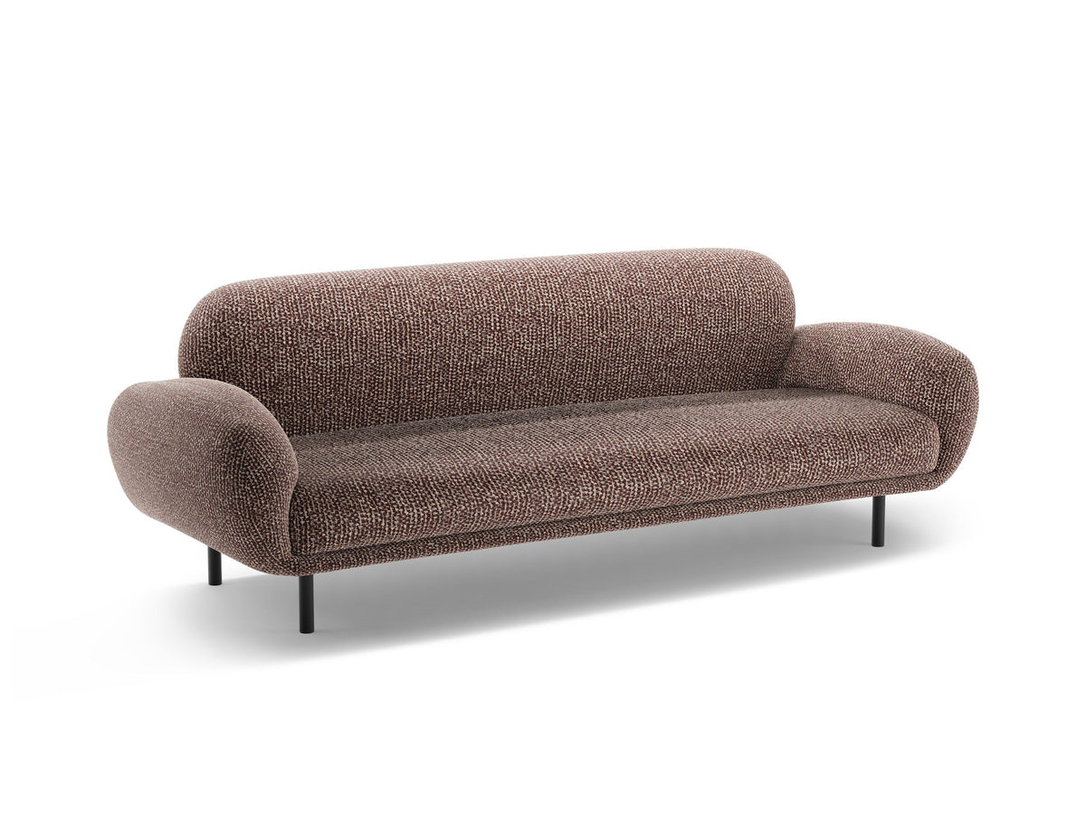 Weisses 3er Sofa Poppy von Micadoni mit strukturiertem Bouclé-Stoff, abgerundeter Silhouette und schlanken schwarzen Metallbeinen.
