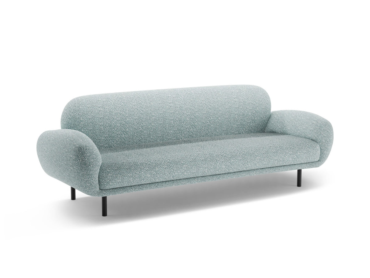 Weisses 3er Sofa Poppy von Micadoni mit strukturiertem Bouclé-Stoff, abgerundeter Silhouette und schlanken schwarzen Metallbeinen.