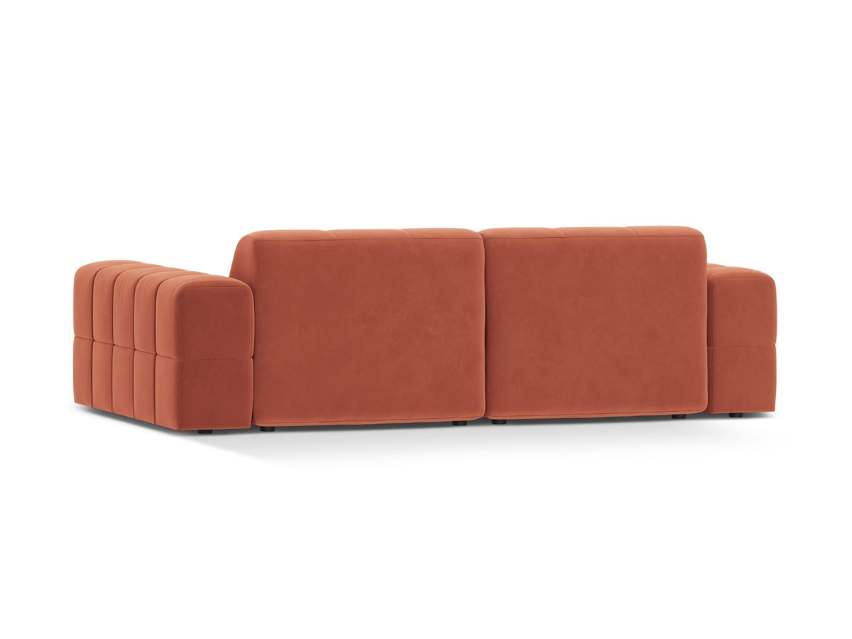 Beige gepolstertes 3er Sofa Jennifer von Micadoni mit schwarzen Kunststoffbeinen und leicht geneigter Rückenlehne, Stoffbezug Bluvel.