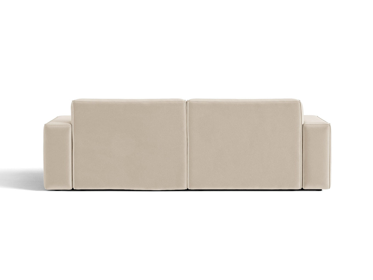 Jodie 3er Sofa von Micadoni in leichtem Beige mit Venus-Samtstoff, schwarzen Kunststoffbeinen und moderner, modularer Sitzform.