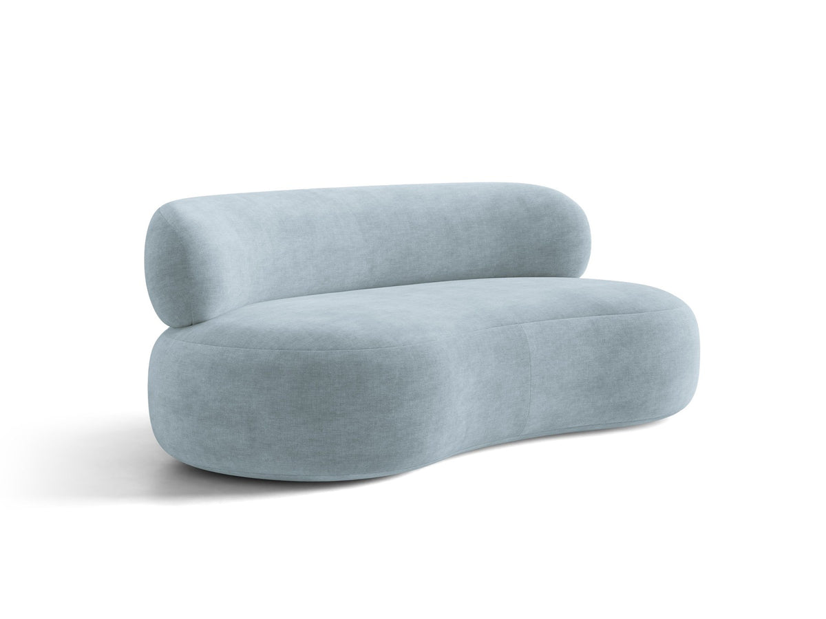 Foto des Aura 3er Sofas von Micadoni in Leichtes beige, Chenille-Stoff Golden, geschwungene Rückenlehne, schwarze Kunststoffbeine.