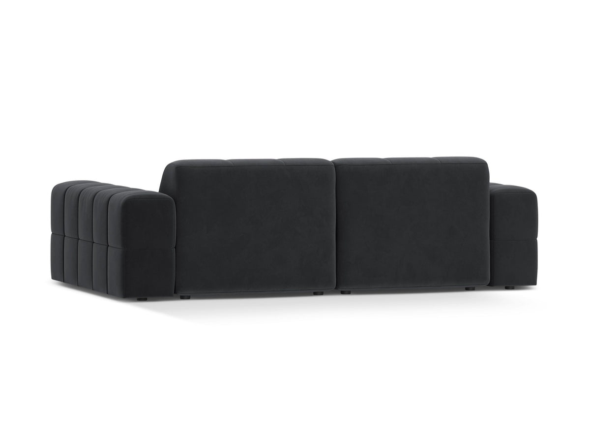 Beige gepolstertes 3er Sofa Jennifer von Micadoni mit schwarzen Kunststoffbeinen und leicht geneigter Rückenlehne, Stoffbezug Bluvel.