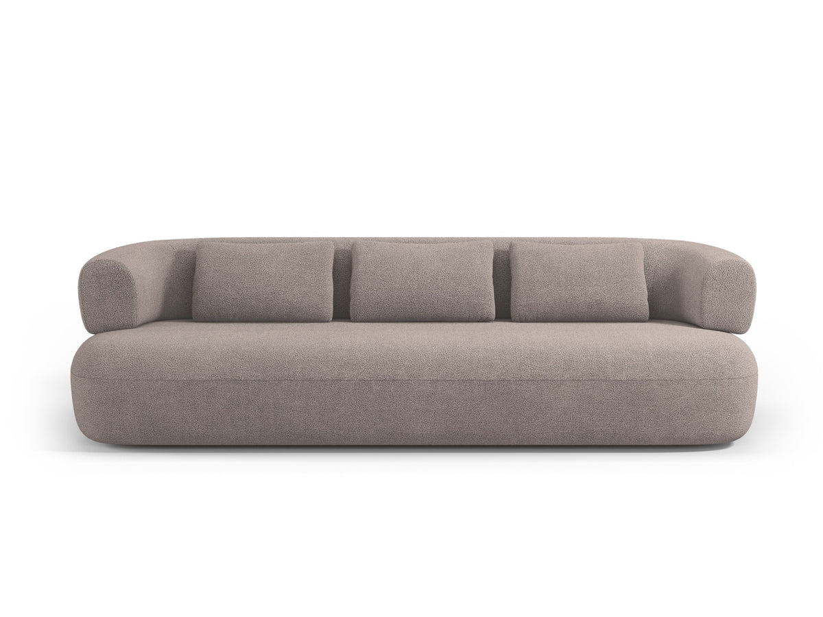 Jenny Boucle Sofa 4 Sitzer in Light Brown-Now or Never präsentiert im Onlineshop von KAQTU Design AG. 3er Sofa ist von Micadoni