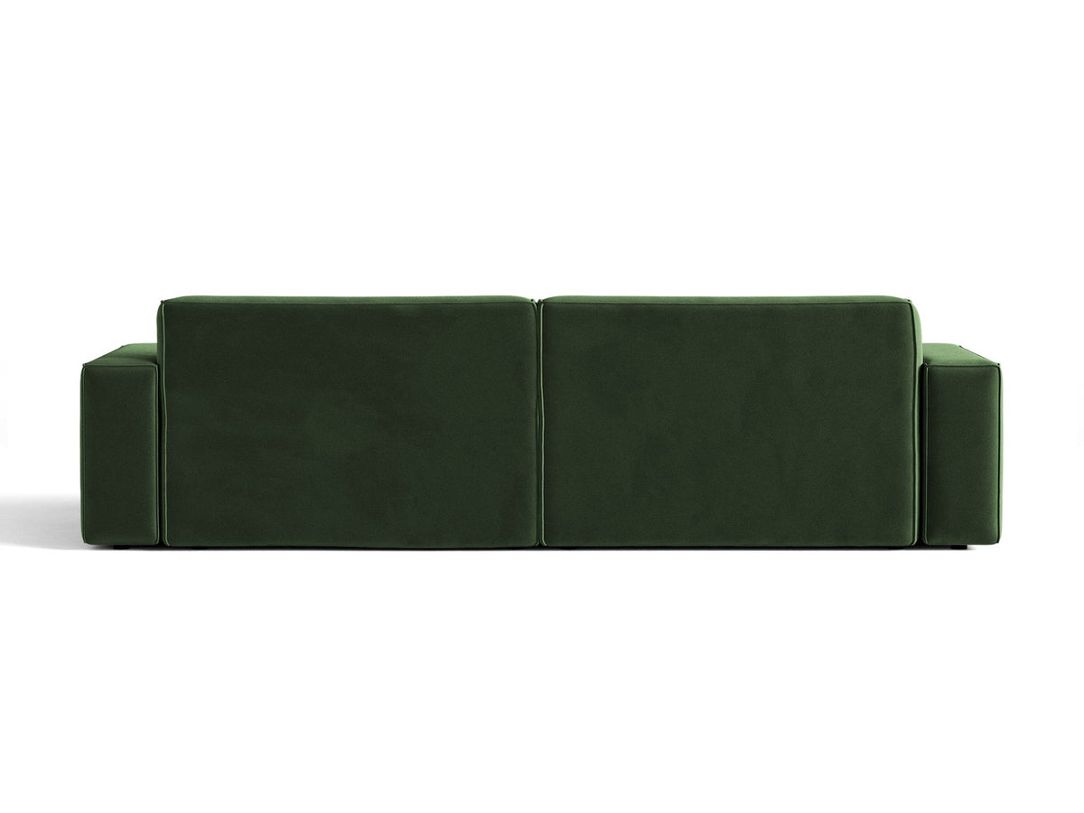 Modulares 4er Sofa Jodie von Micadoni in leichtem Beige mit Venus Samtstoff, schwarzen Kunststoffbeinen und niedriger Rückenlehne.