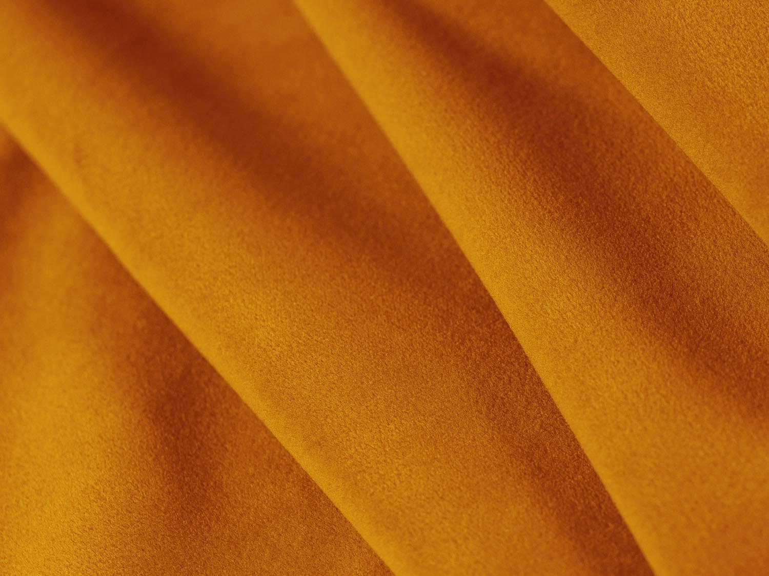 Ruby Velour Sofa 4 Sitzer in Yellow präsentiert im Onlineshop von KAQTU Design AG. 4er Sofa ist von Micadoni