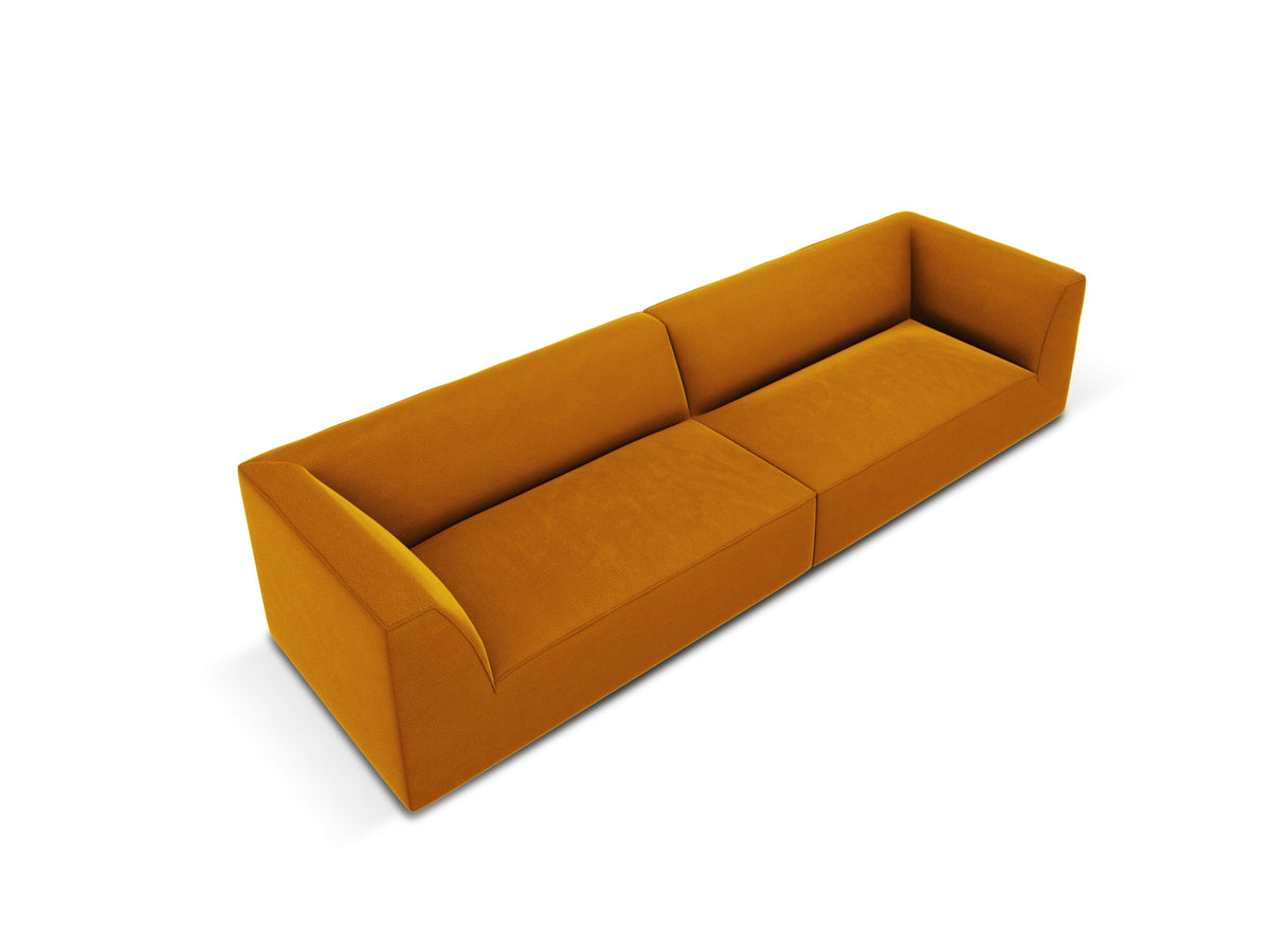 Ruby Velour Sofa 4 Sitzer in Yellow-Salvador präsentiert im Onlineshop von KAQTU Design AG. 4er Sofa ist von Micadoni